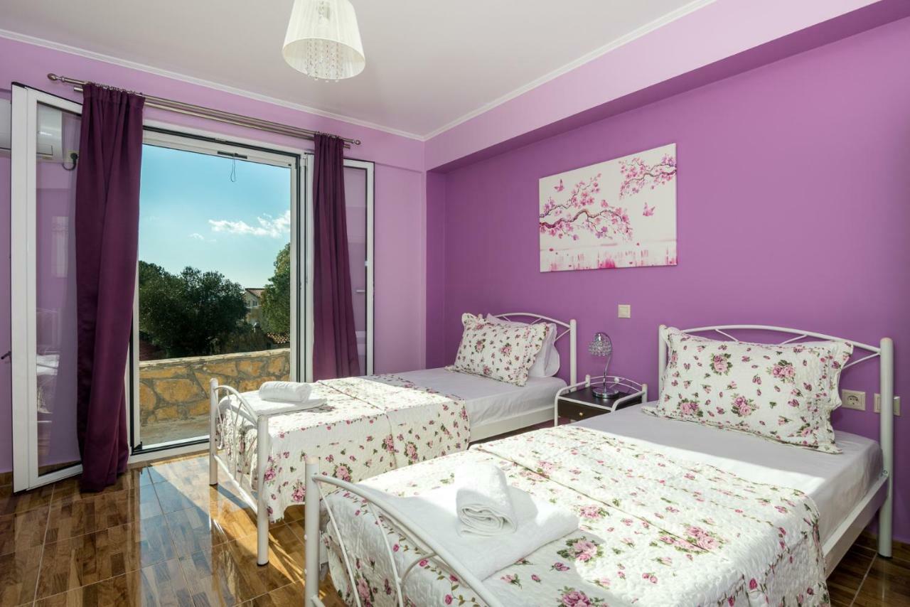 Sofia'S Apartments Razata ภายนอก รูปภาพ